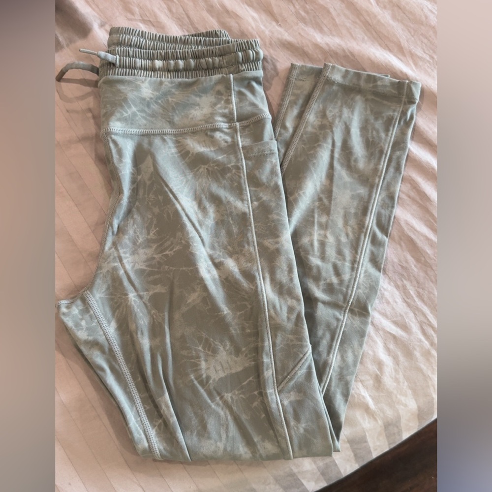 Zyia army green/white leggings with tie